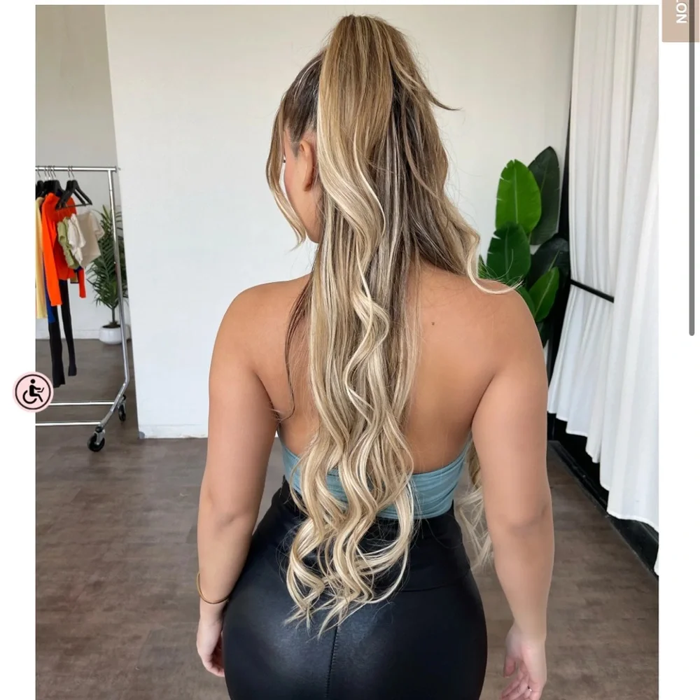 Top - Picture 2 of 2